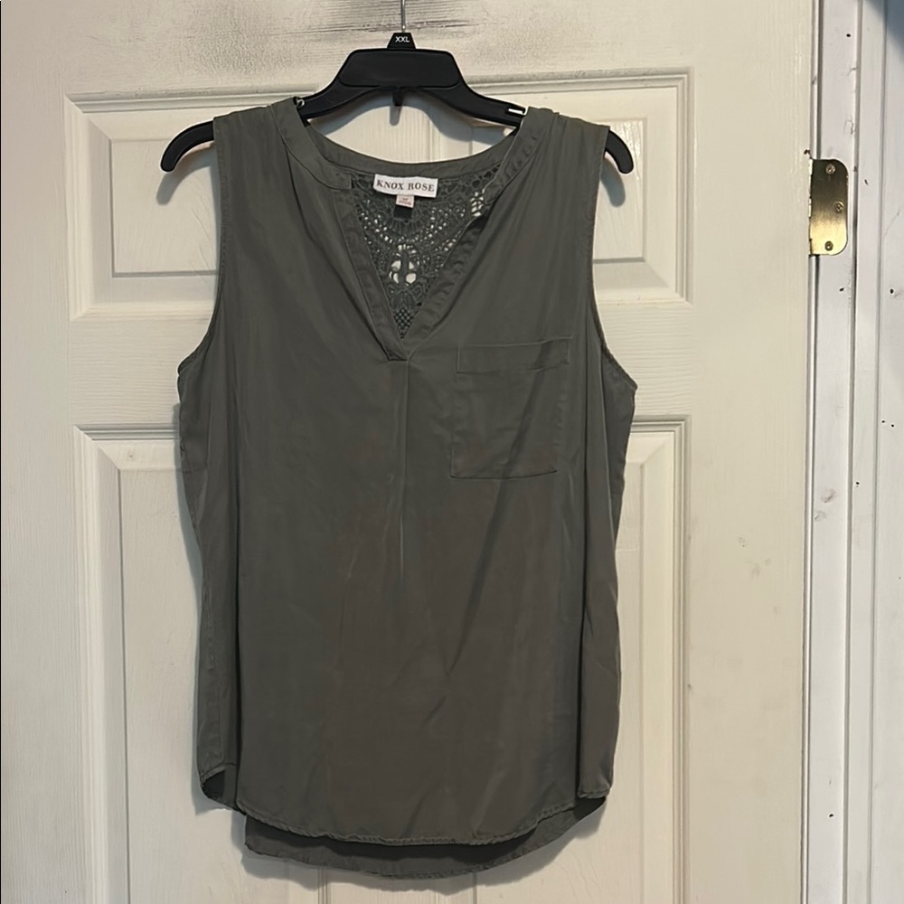 Knox Rose Green Top Size Medium